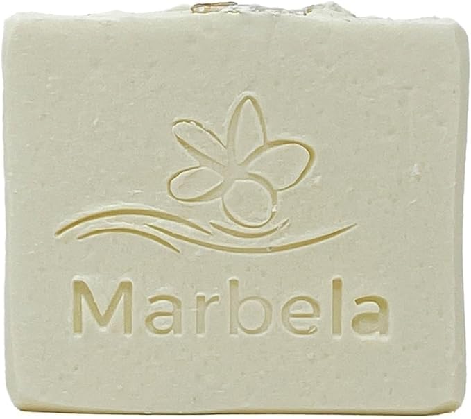 Bath & Body Works Lavender Vanilla 2 Fabric Care Fragrance Boosters with a Natural Oats Bar Soap